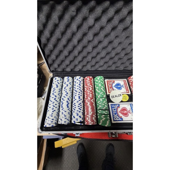 Poker Chip Set with Aluminum Case – 300+ Chips, 2 Decks Bicycle, Dealer Buttons - Picture 5 of 11